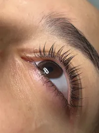 Poze manichiura din cadrul Salonului Poeme